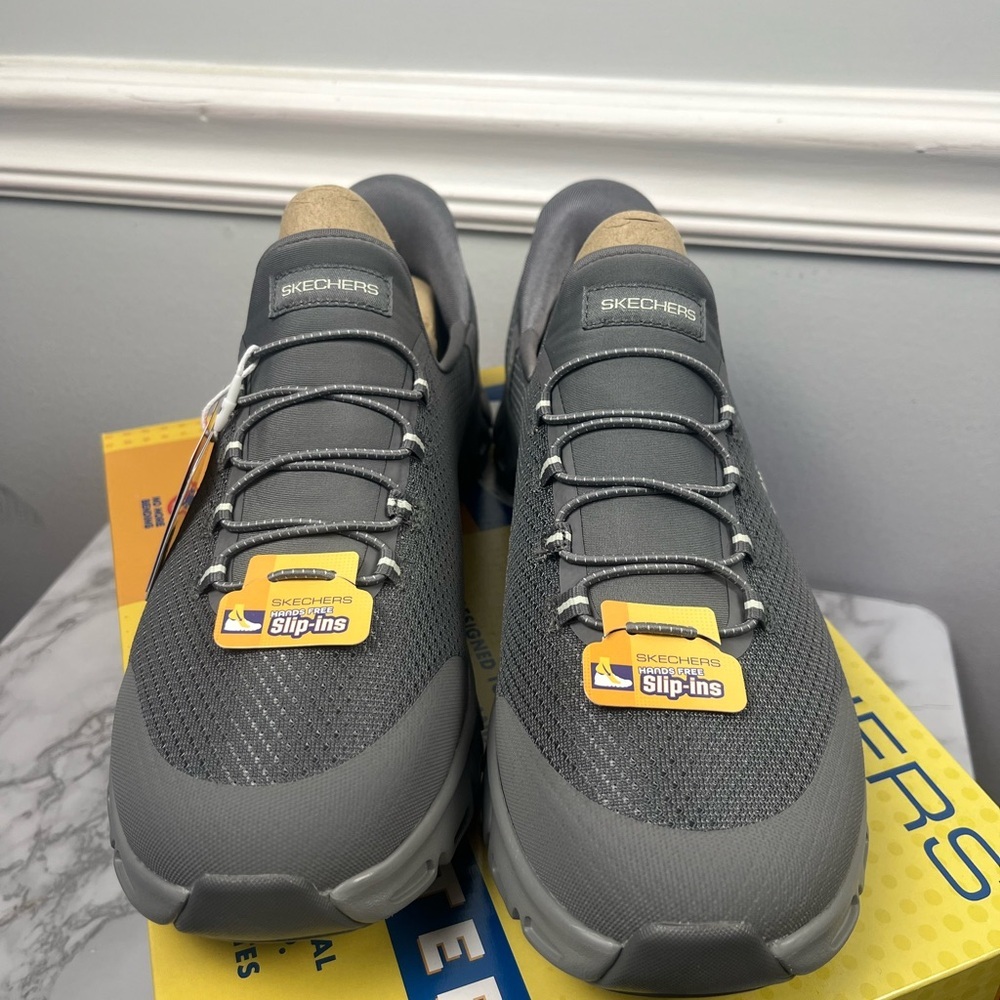 Skechers Slip-Ins: Glide-Step - Vibey in charcoal size 10 wide - Picture 3 of 8